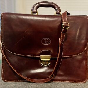 Pelletterie 2F Brown Briefcase with Smooth Leather and Brass Clasp